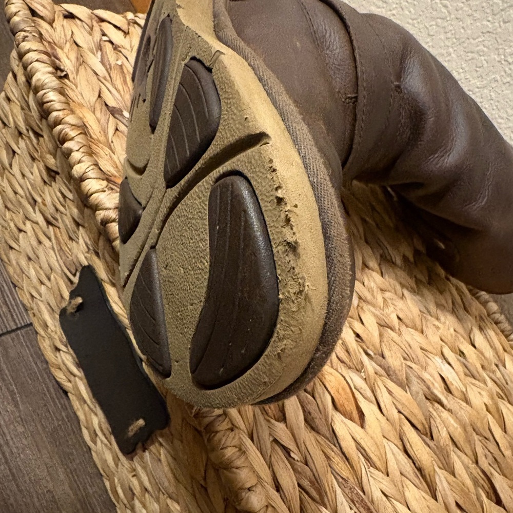 UGG Sutter Moto Buckle Leather Boots - Picture 7 of 10